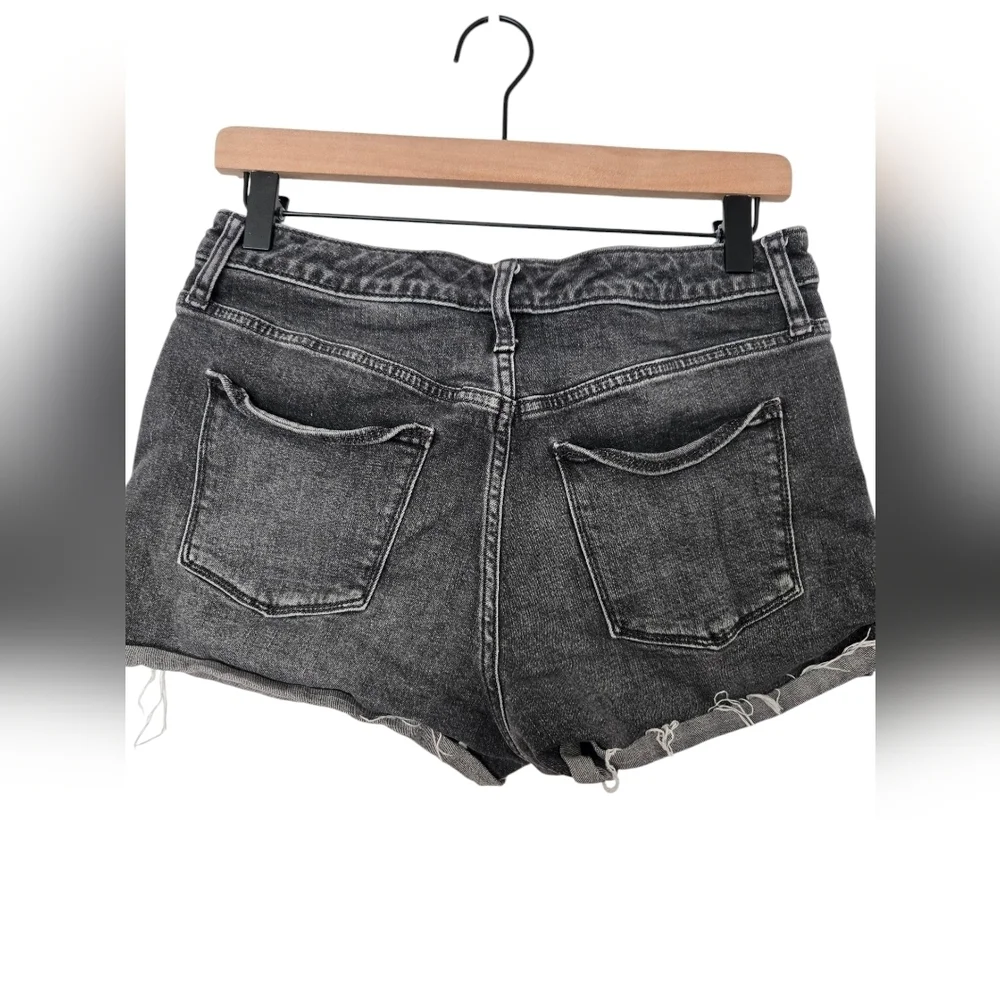 Universal Threads Women's Black Denim Button Up Shorts Size 8